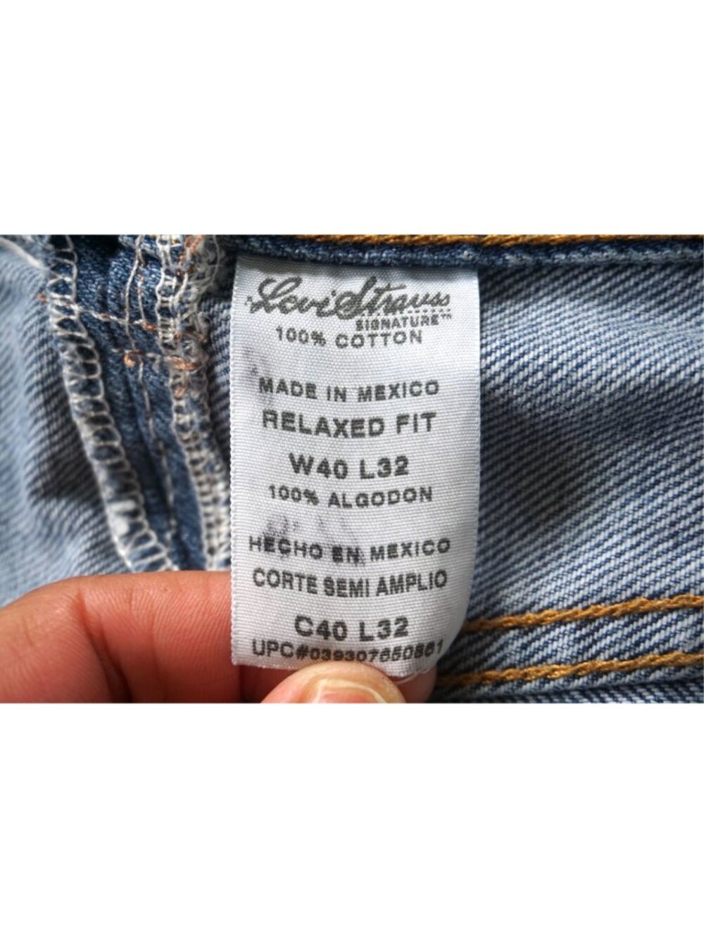 Levi's Women's Relaxed Fit Denim Mini Skirt - Size M - Picture 4 of 8